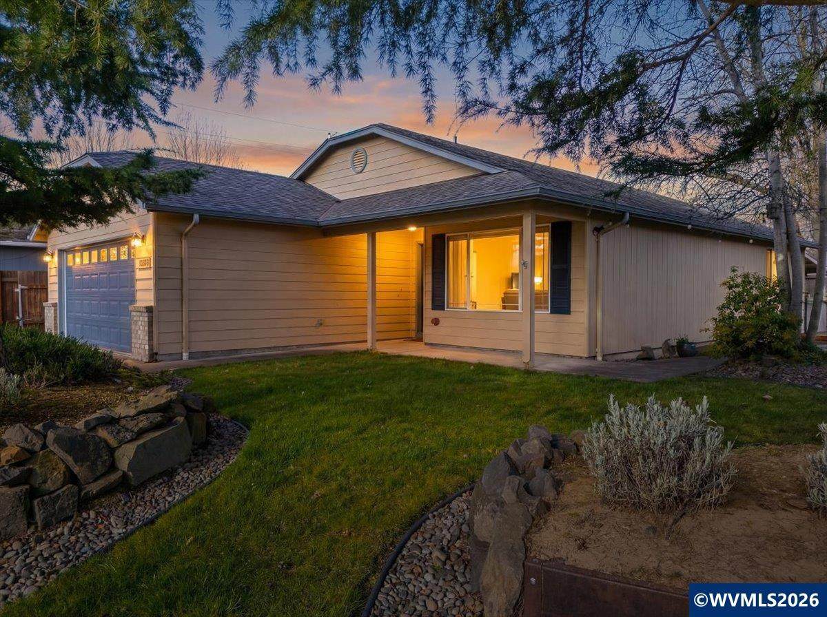 3915 Windy Av - Photo 1