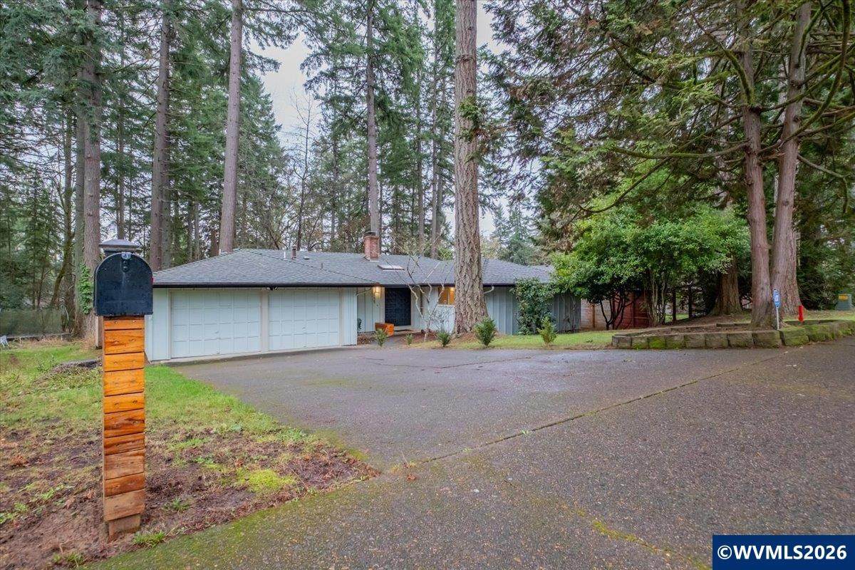 2225 Estaview Cir - Photo 1