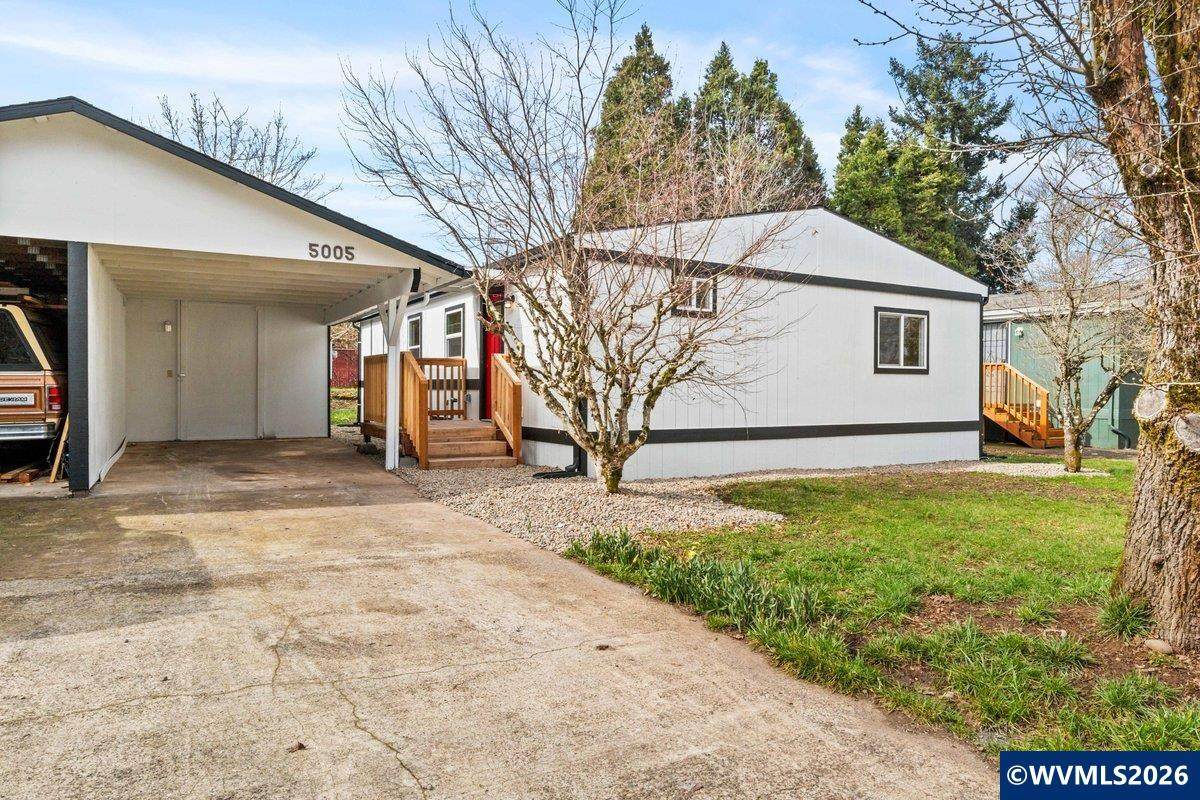 5005 Cumberland #3 - Photo 1