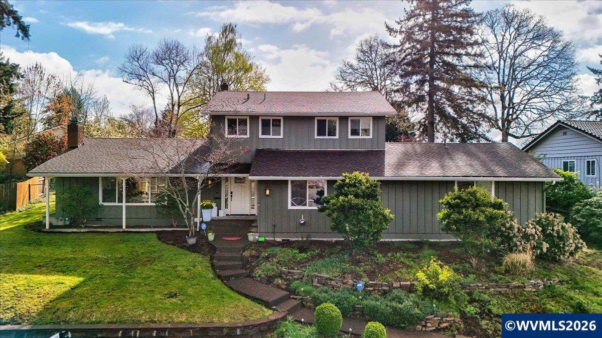 544 Clarmount St - Photo 1