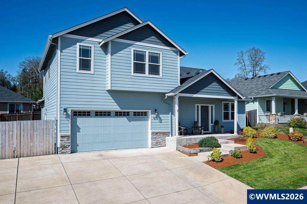 519 Hillcrest Dr - Photo 1