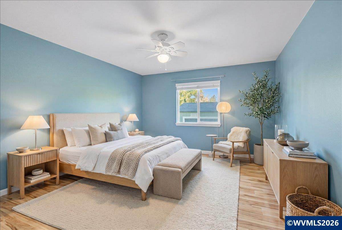 1067 Falcon Crest Dr - Photo 1