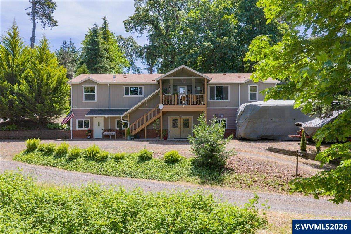192 Holloway Heights - Photo 1