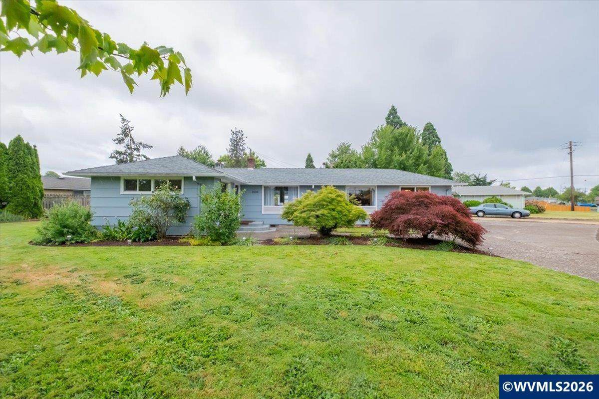 3630 Circle Dr - Photo 1