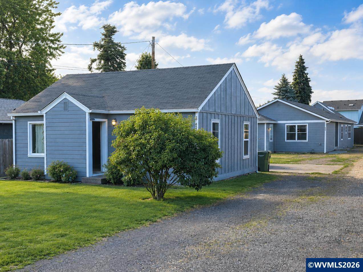 4085 Glenwood Dr - Photo 1
