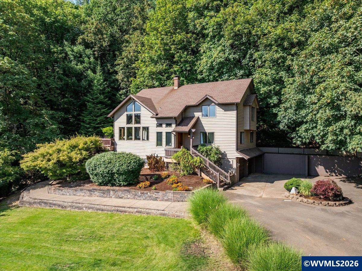 3153 Kwonesum Ct - Photo 1