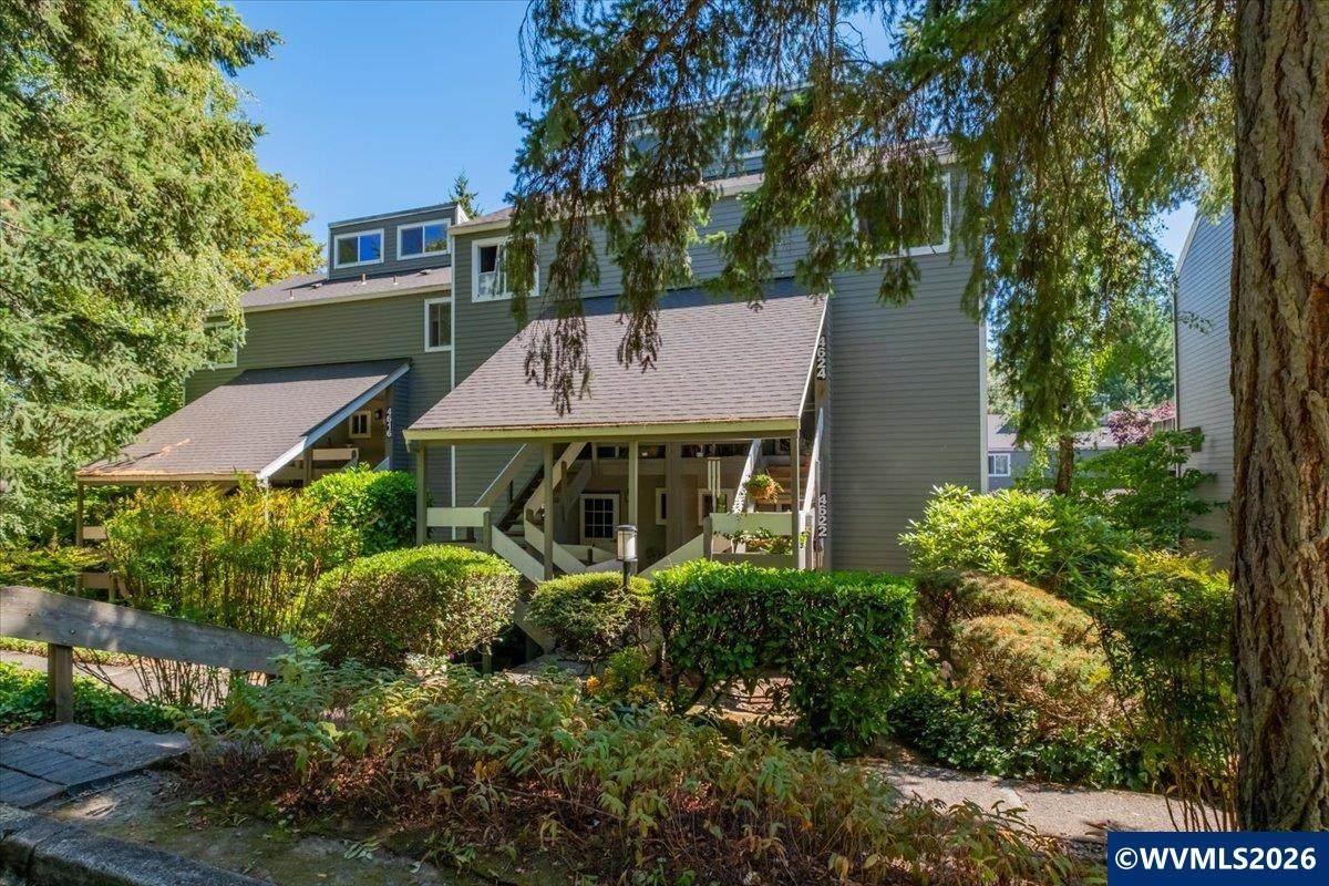 4620 Lower Dr - Photo 1