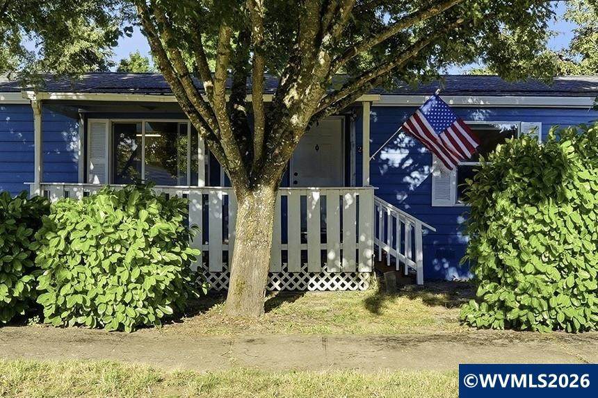 245 Cedar St - Photo 1