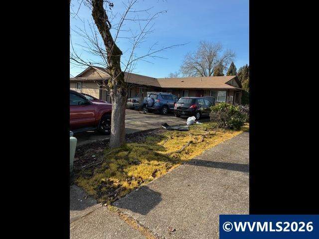 125 46th - Photo 1