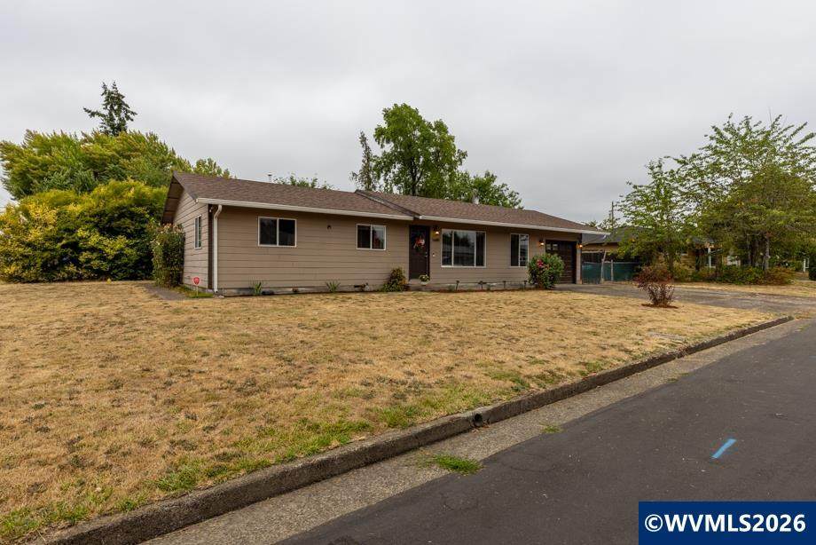 1680 Tudor Wy - Photo 1