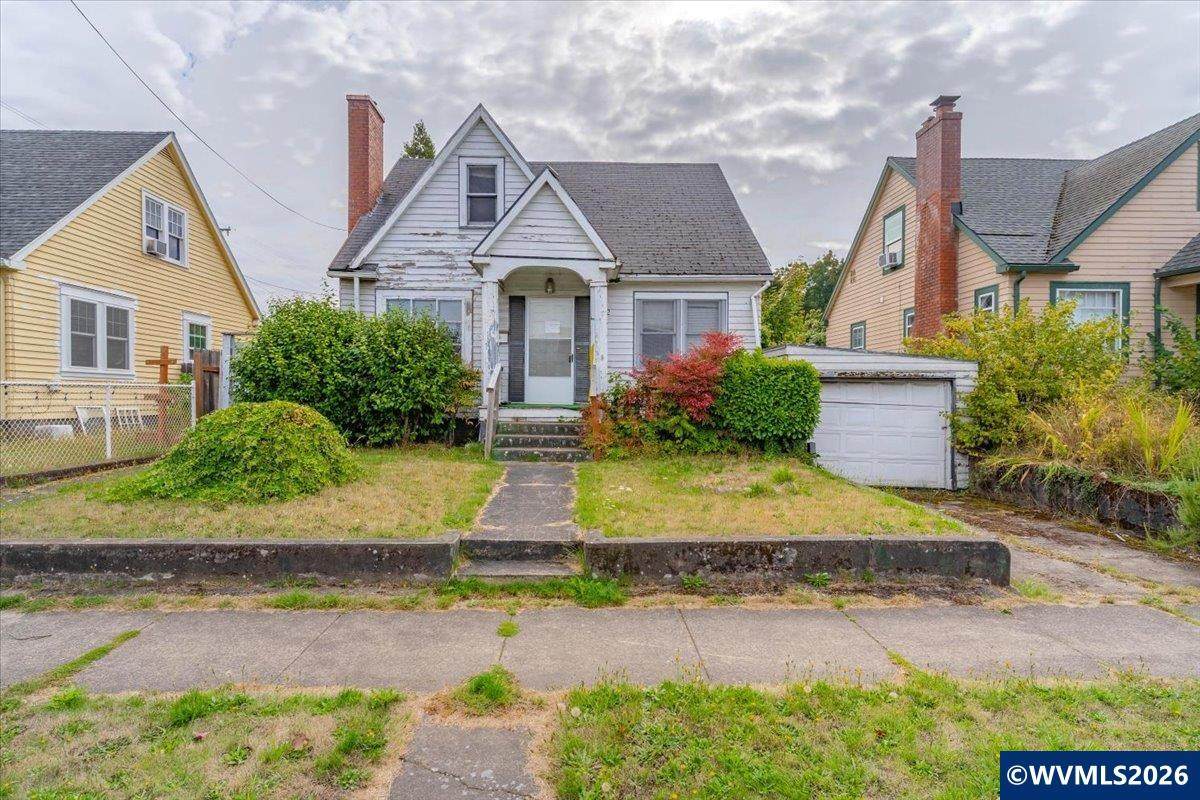 1782 Capitol St - Photo 1