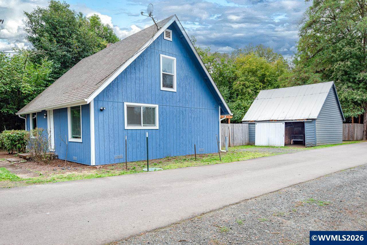 4250 Highway 20 - Photo 1