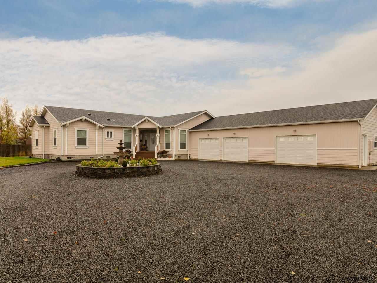 29987 Railroad Av - Photo 1