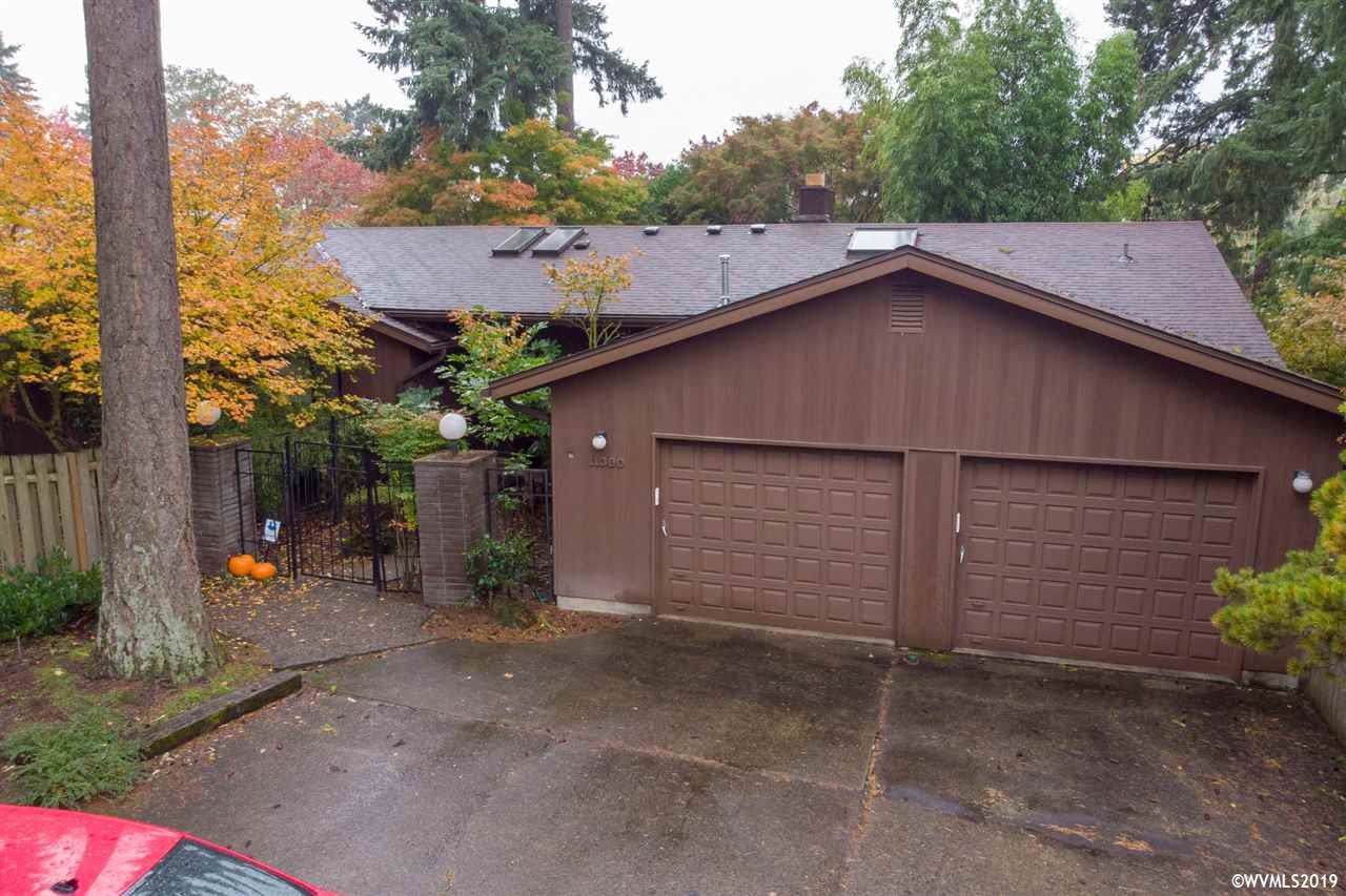 11390 Foothill Dr - Photo 1