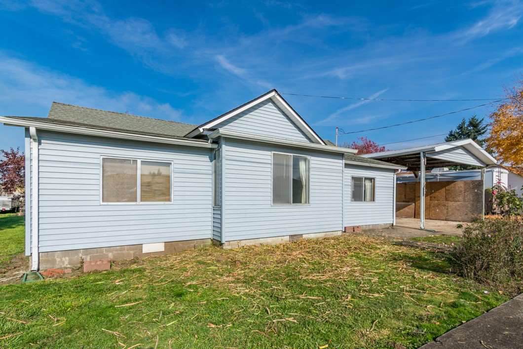 689 Sherman St - Photo 1