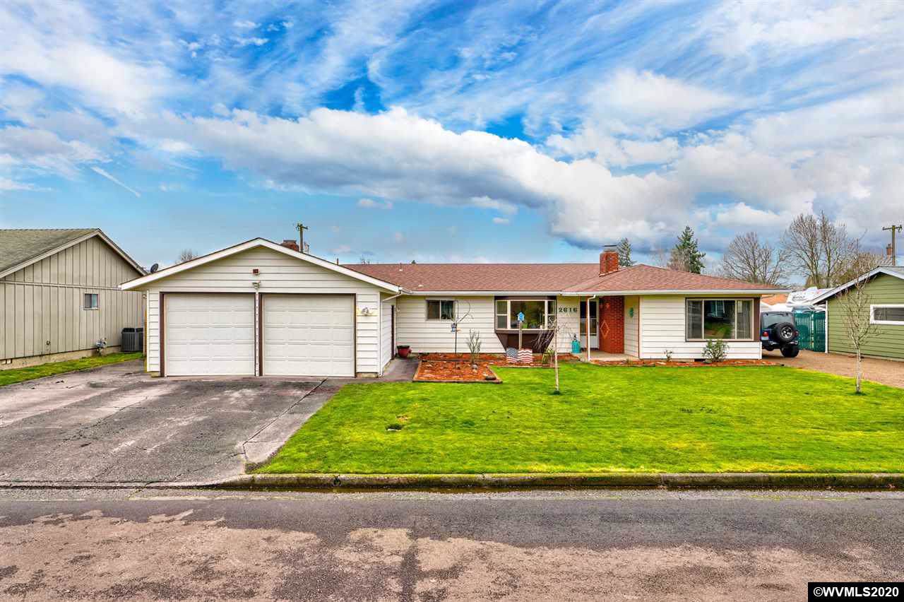 2616 Fulton St - Photo 1