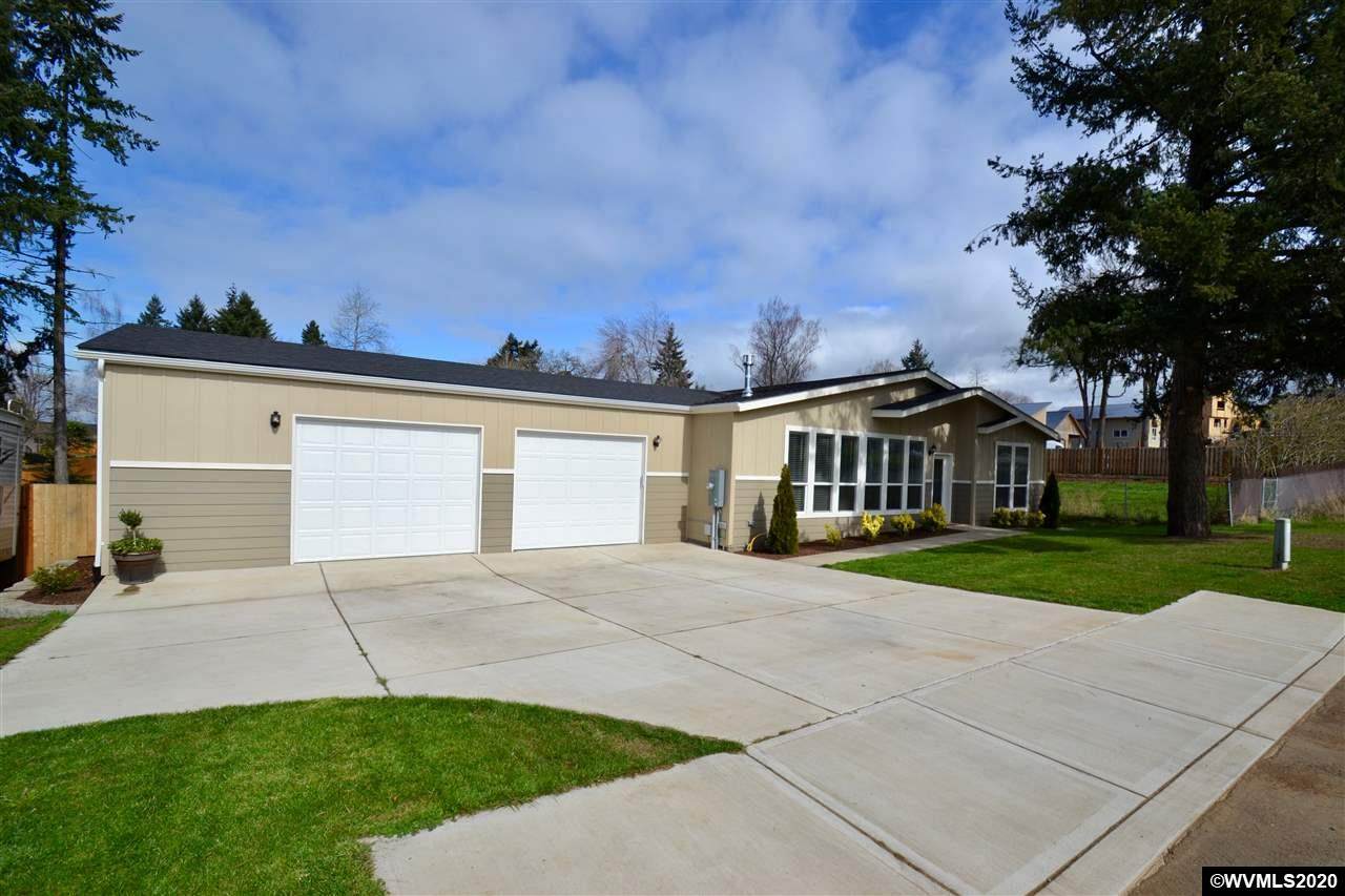 1125 Reserve St - Photo 1