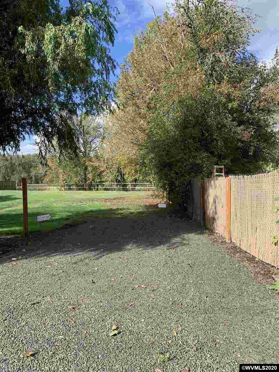 5935 Philomath - Photo 1