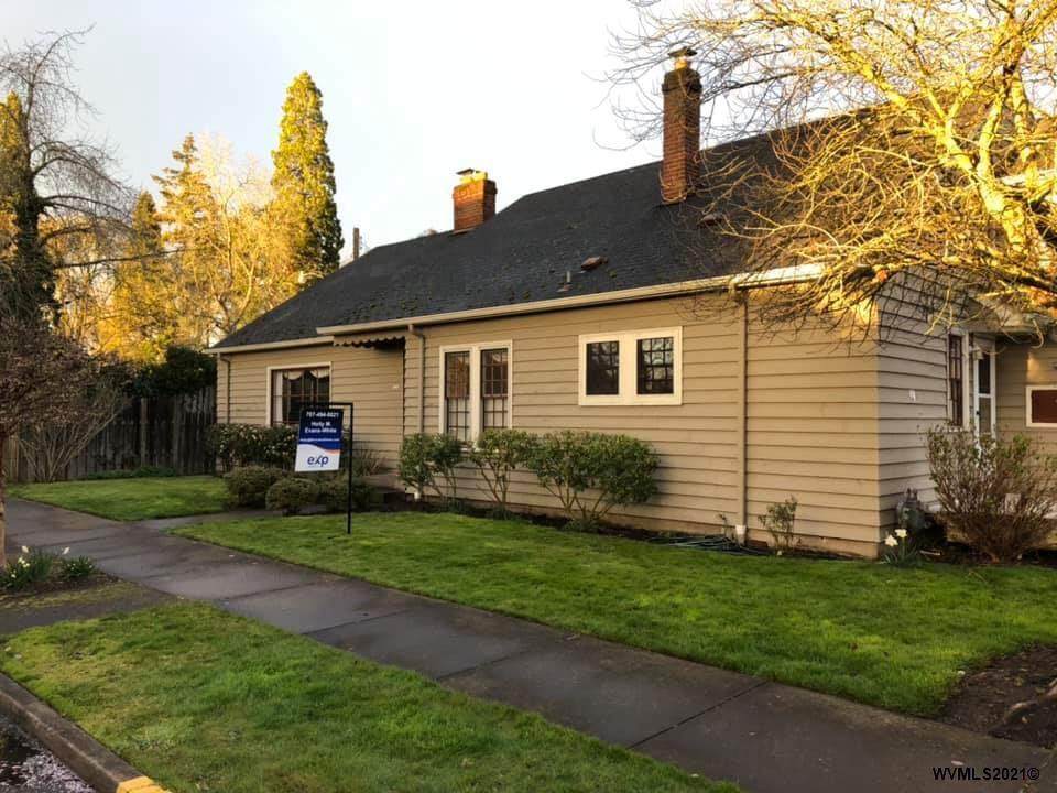 899 Calapooia St - Photo 1