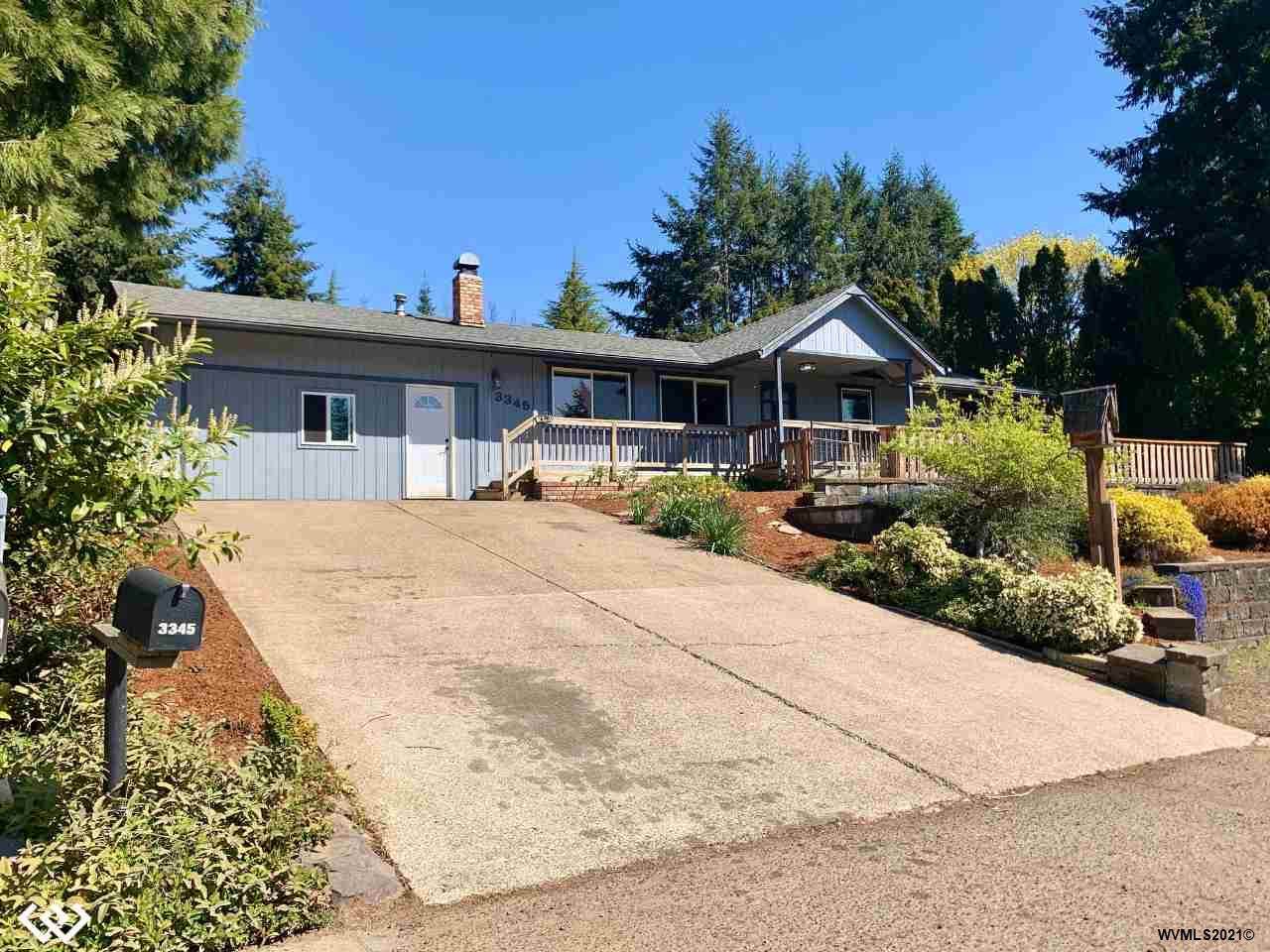 3345 Pineview Pl - Photo 1