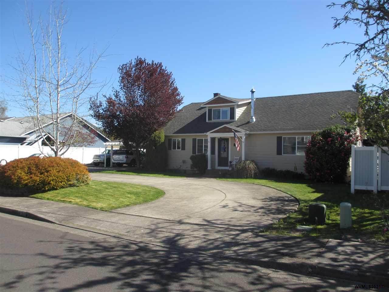 634 Shannon Ct - Photo 1