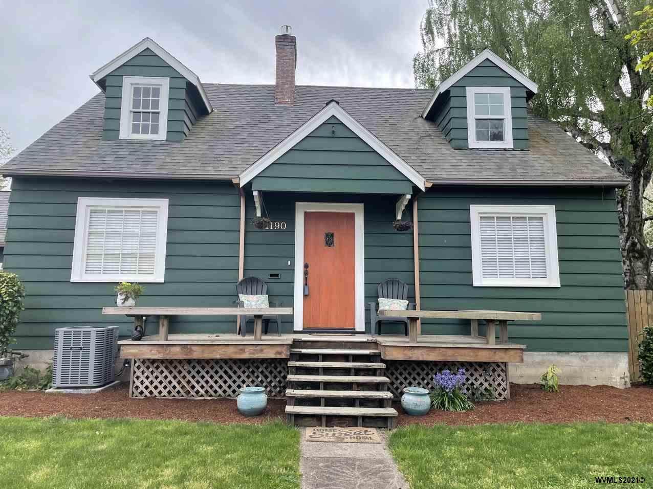 1190 Spruce St - Photo 1