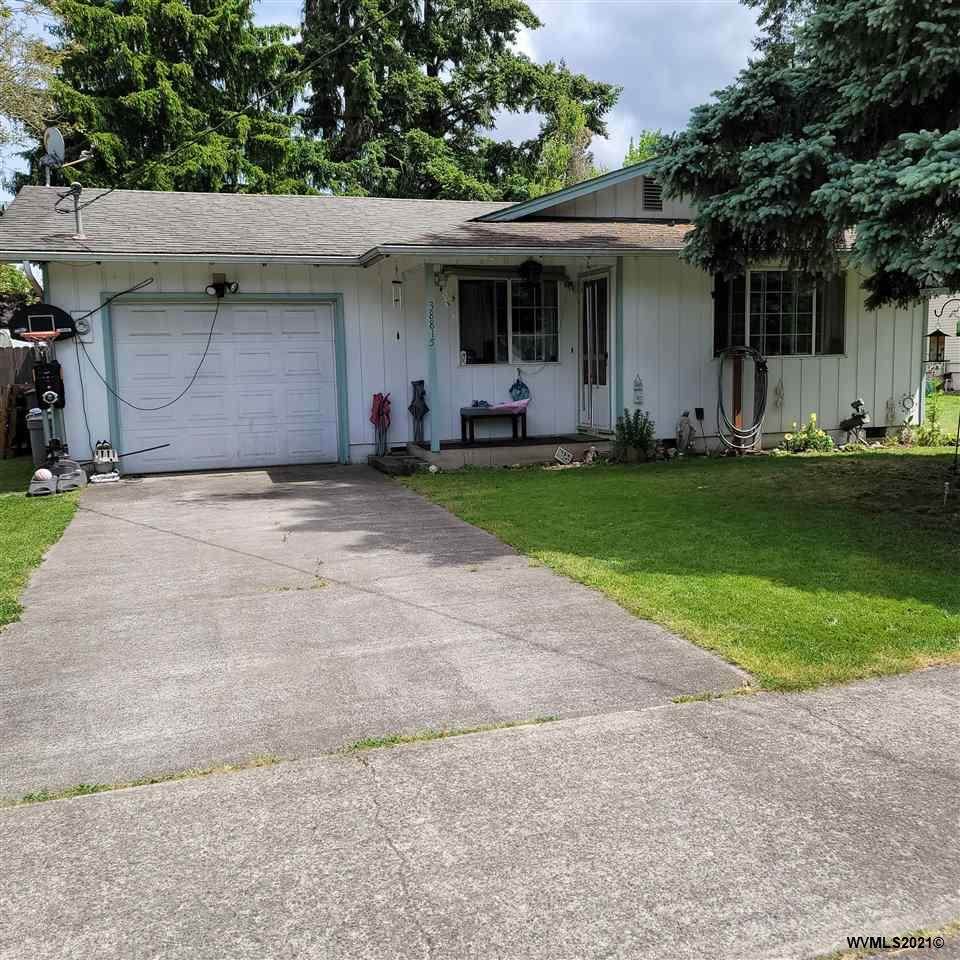 38815 Main St - Photo 1