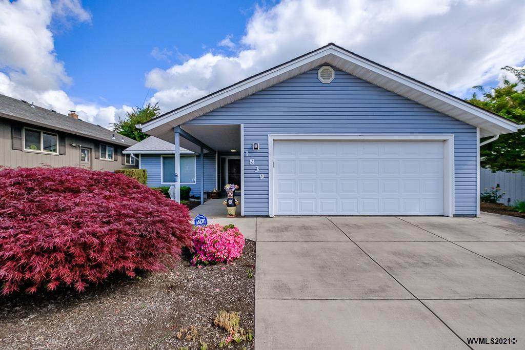 1839 Nut Tree Dr - Photo 1