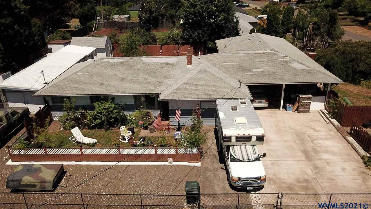 1433 Cunningham Ln - Photo 1