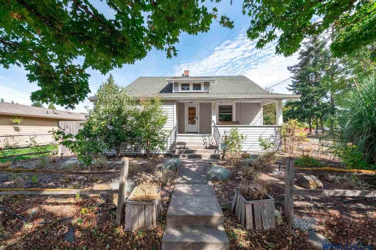 2510 Laurel Av - Photo 1