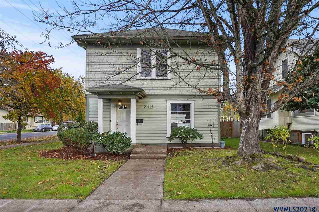 345 11th St - Photo 1
