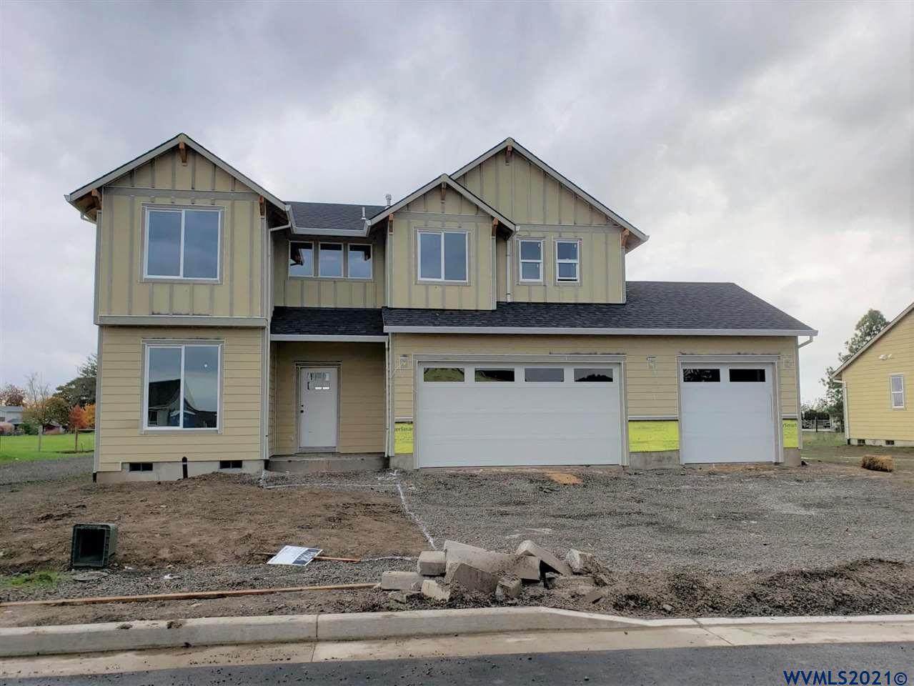 4724 Royal Dr - Photo 1