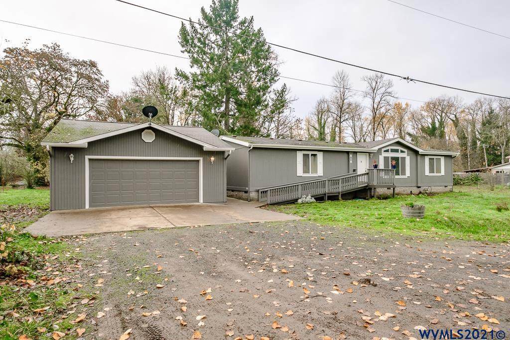 818 Calapooia Av - Photo 1