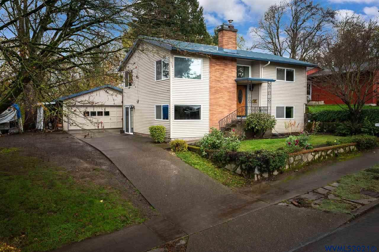 8858 Wilbur Av - Photo 1
