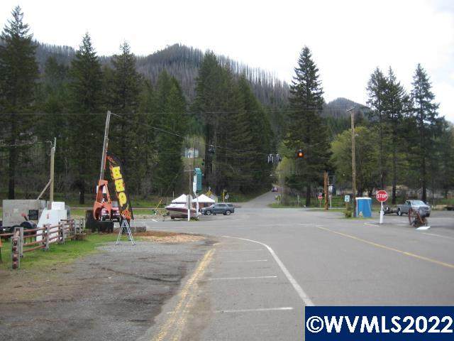 210 Forest - Photo 1