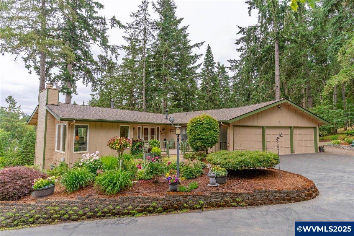 9076 Daleview Rd - Photo 1