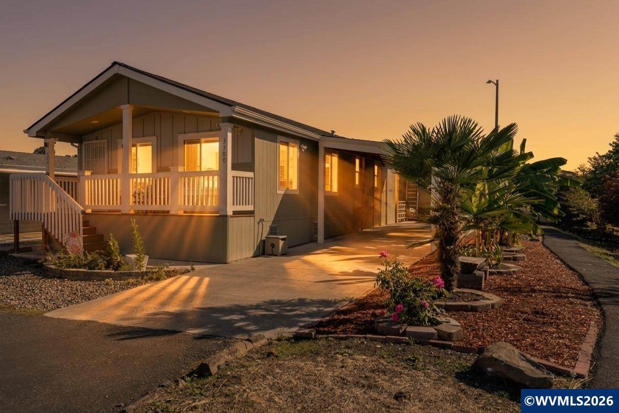 3300 Turner - Photo 1