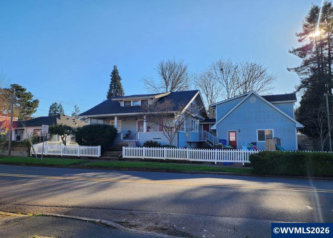 380 Owens (& 1102 Fairmount) - Photo 1