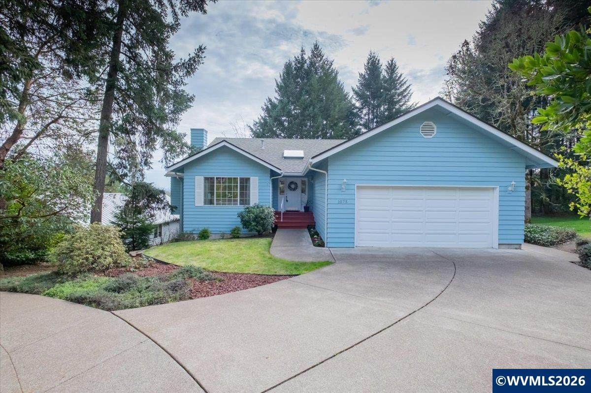 1075 Charlemagne Pl - Photo 1