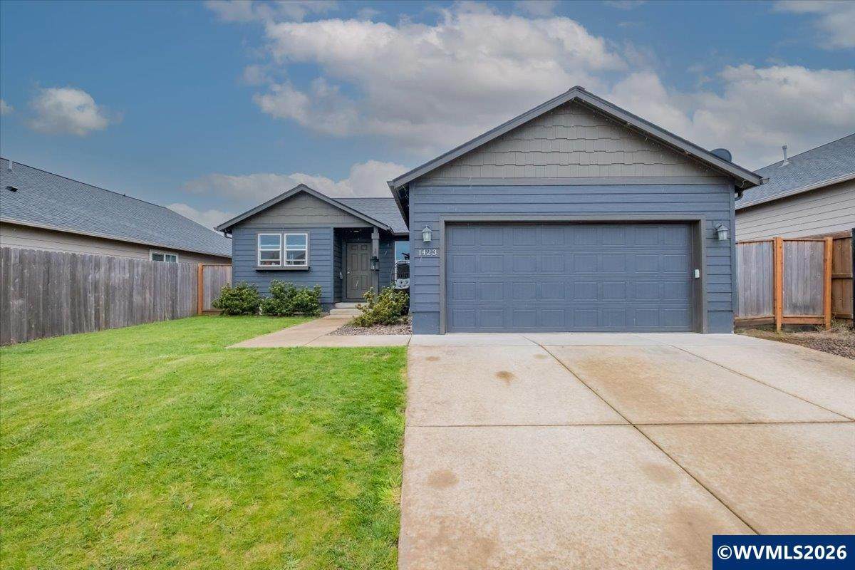 1423 Snowberry Av - Photo 1