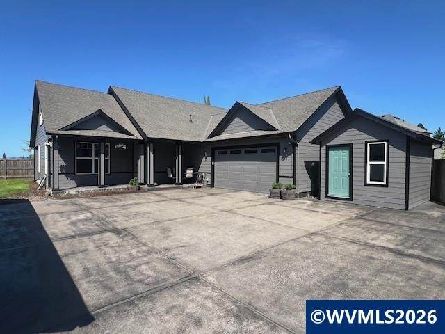 3730 Hemlock Pl - Photo 1