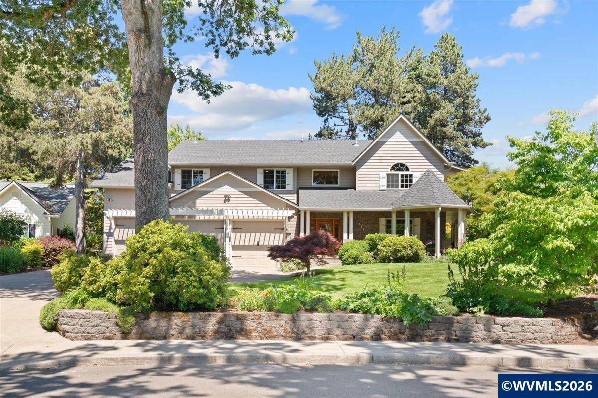 565 Shelokum Dr - Photo 1