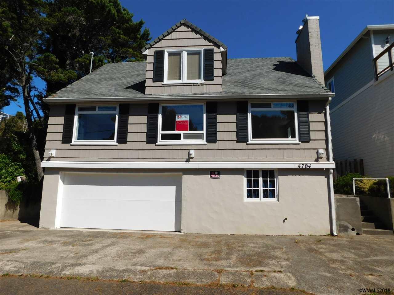 4704 Beach Av - Photo 1
