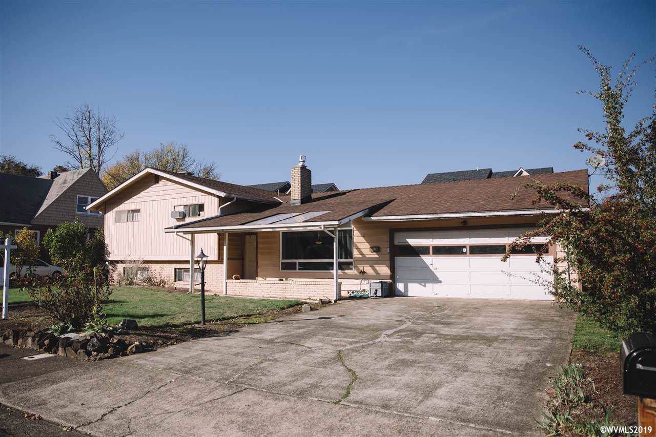 2925 Morris Av - Photo 1
