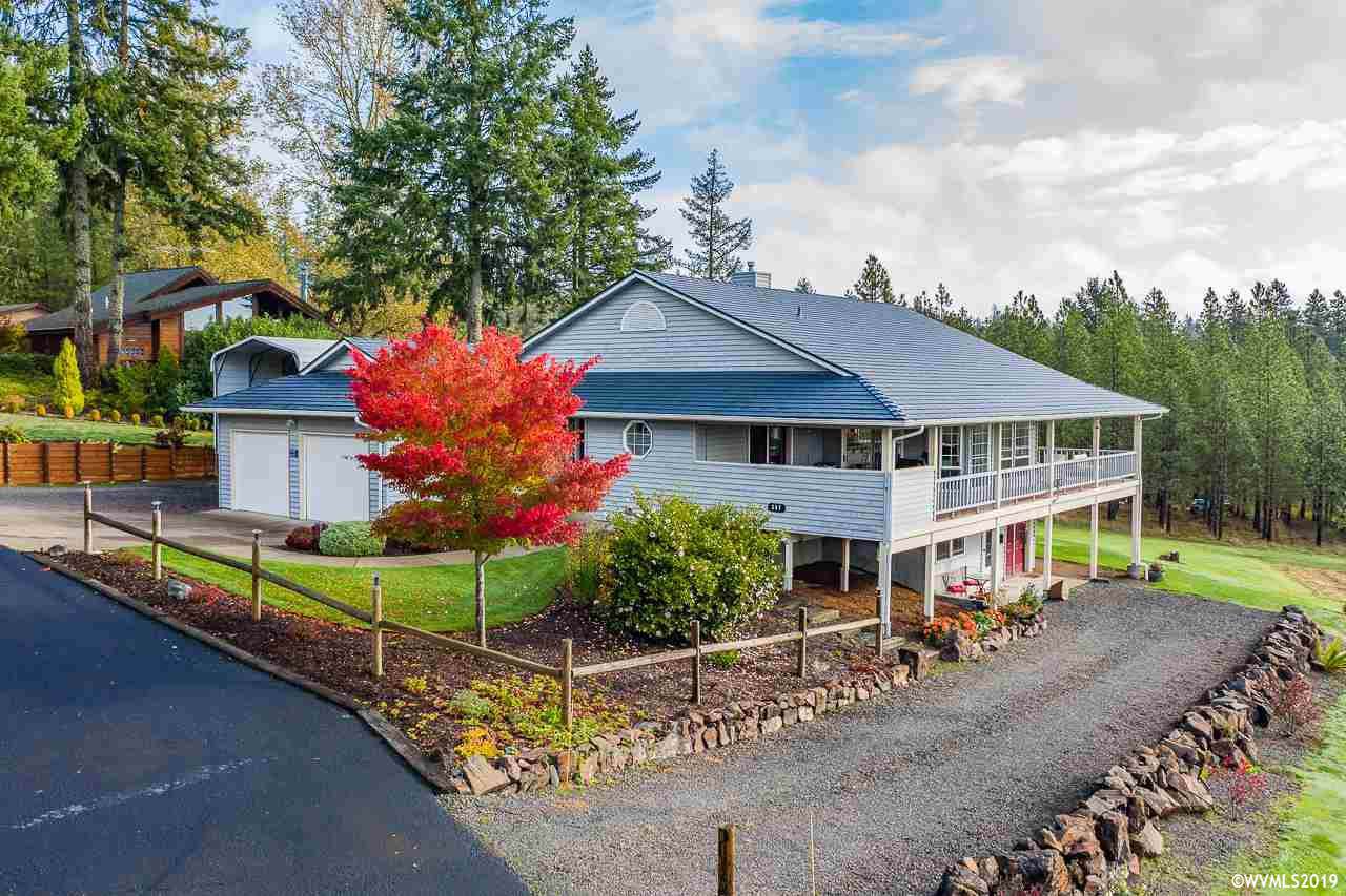 547 Shannon Dr - Photo 1
