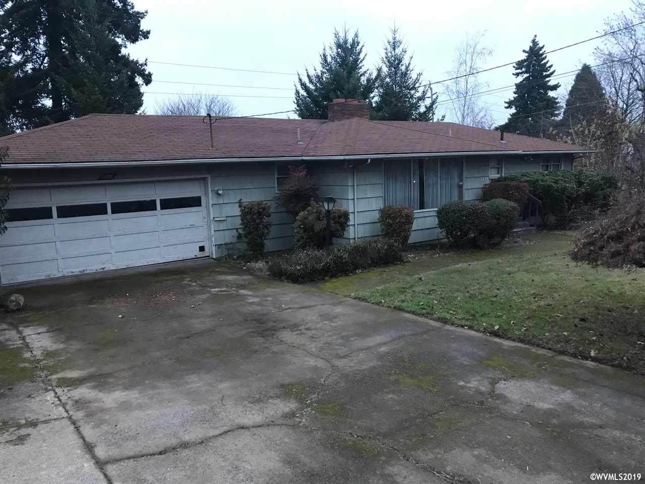 1395 Marshall Dr - Photo 1
