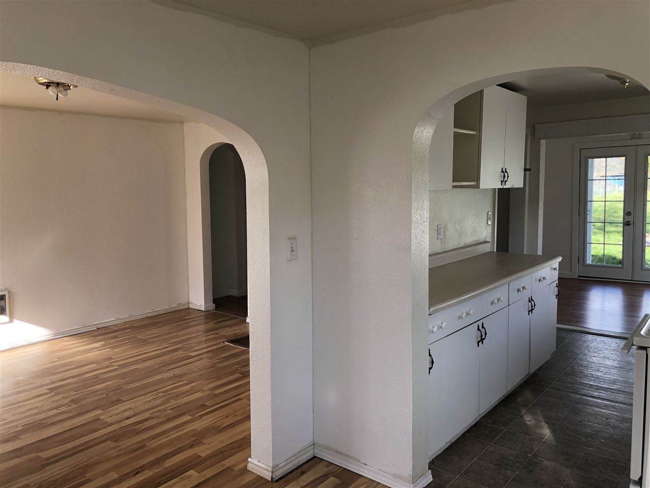790 Bieber St - Photo 1