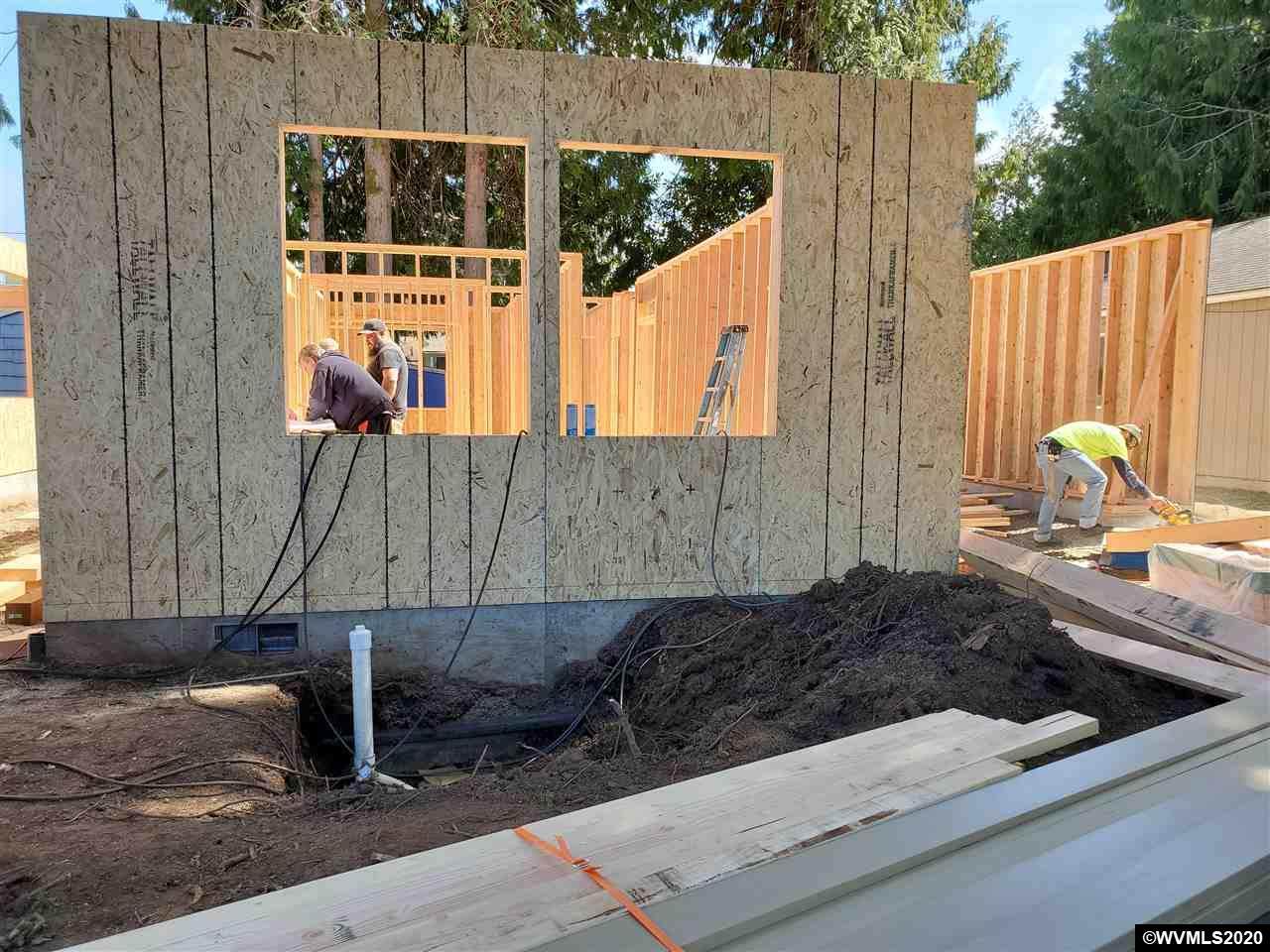 334 Reef Av - Photo 1