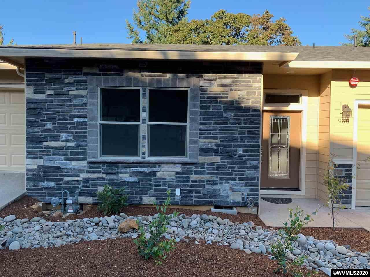 970 Sahalee Ct - Photo 1