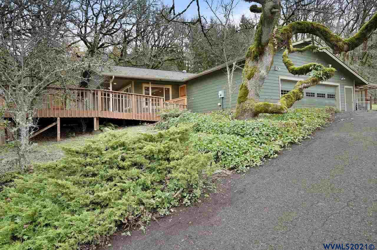 980 Thousand Oak Dr - Photo 1
